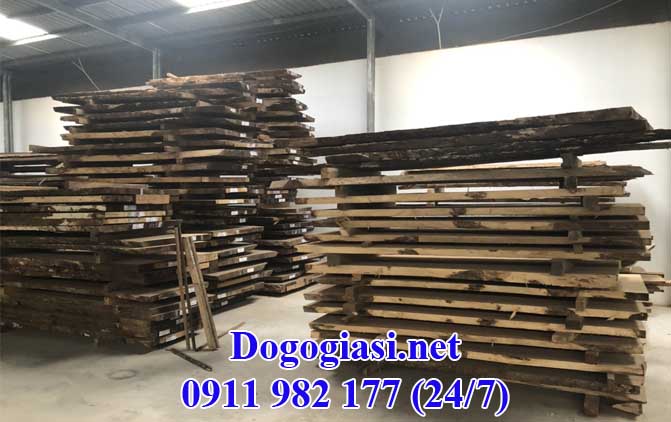 Bàn gỗ nguyên tấm giá rẻ Bàn gỗ nguyên tấm giá rẻ